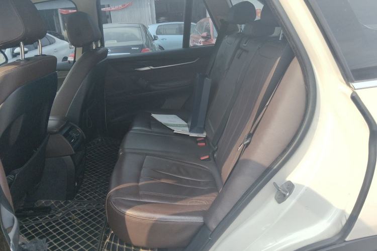 Used BMW X5 2015 xDrive28i Left Rear Seat