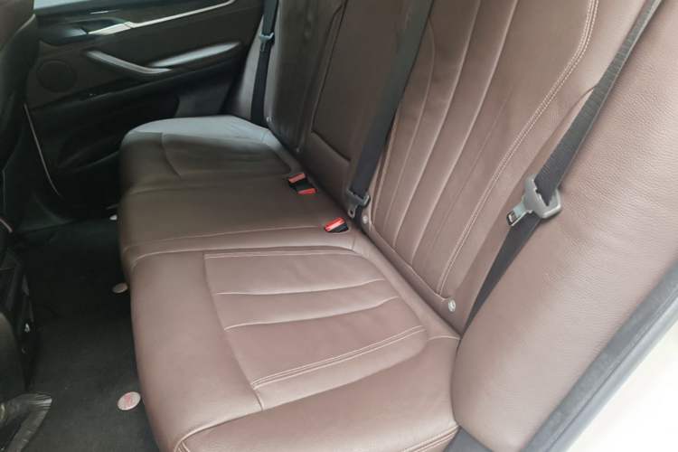 Used BMW X5 2015 xDrive28i Left Rear Seat