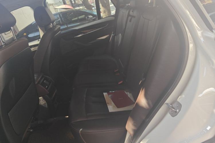 Used BMW X5 2015 xDrive28i Left Rear Seat