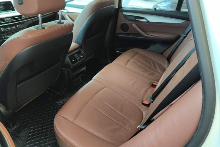 Used BMW X5 2015 xDrive35i U.S. specification Left Rear Seat