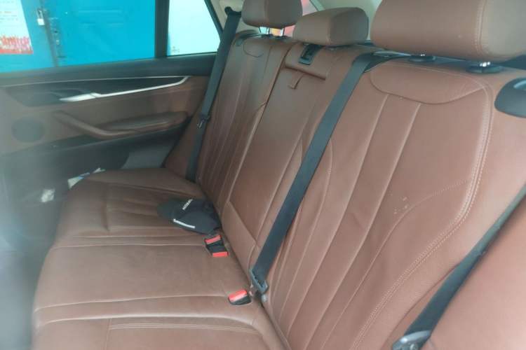 Used BMW X5 2015 xDrive28i Left Rear Seat