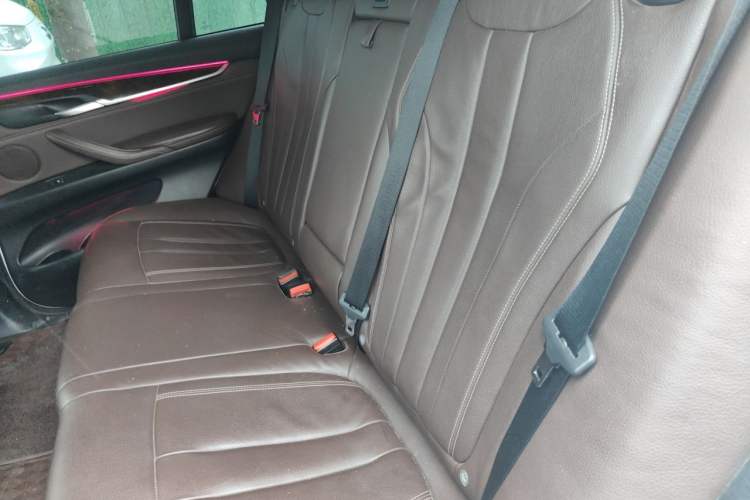 Used BMW X5 2015 xDrive28i Left Rear Seat
