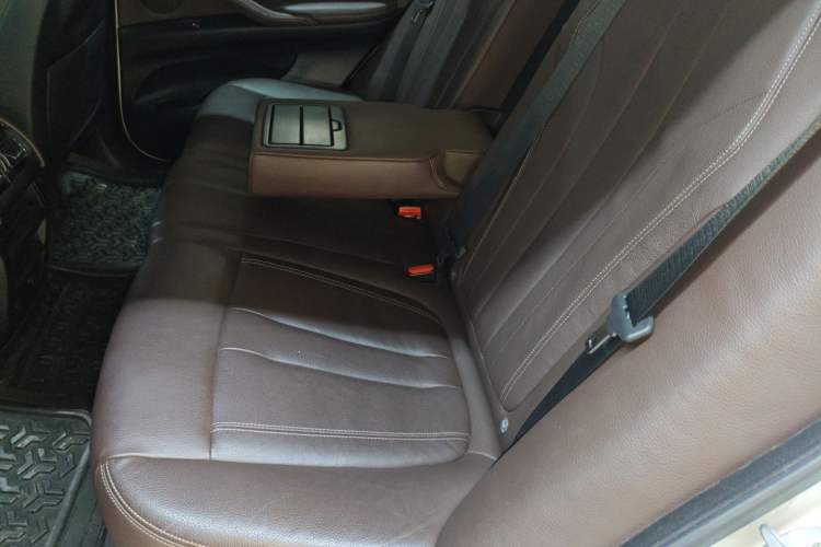 Used BMW X5 2015 xDrive28i Left Rear Seat