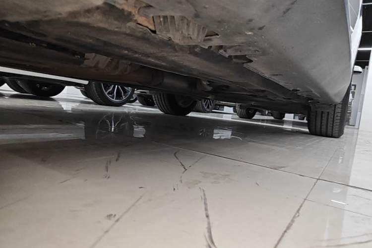 Used BMW X5 2015 xDrive28i Left Side Sill