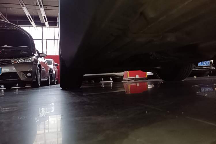 Used BMW X5 2015 xDrive28i Left Side Sill