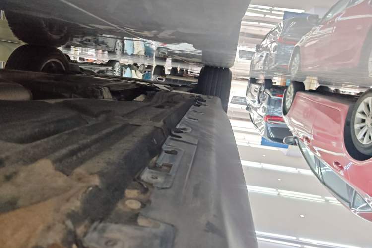 Used BMW X5 2015 xDrive28i Left Side Sill