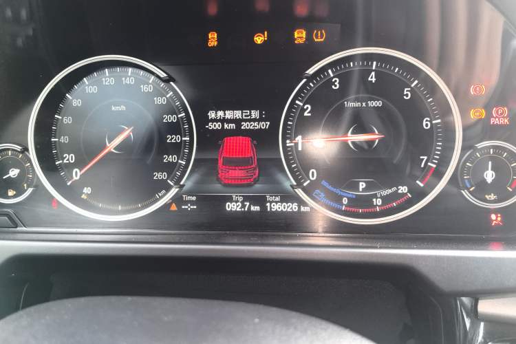 Used BMW X5  Odometer Close Up
