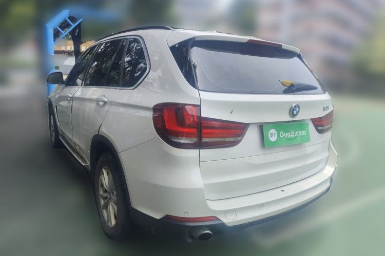 Used BMW X5 2015 xDrive28i Rear Left 45 Deg