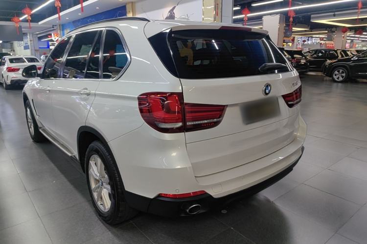 Used BMW X5 2015 xDrive28i Rear Left 45 Deg
