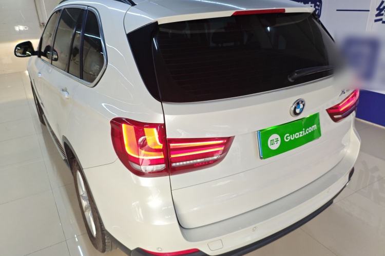 Used BMW X5 2015 xDrive28i Rear Left 45 Deg