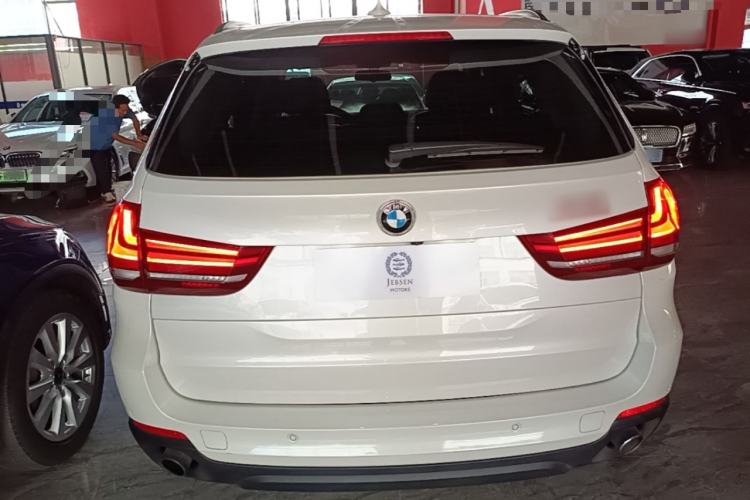 Used BMW X5 2015 xDrive28i Rear