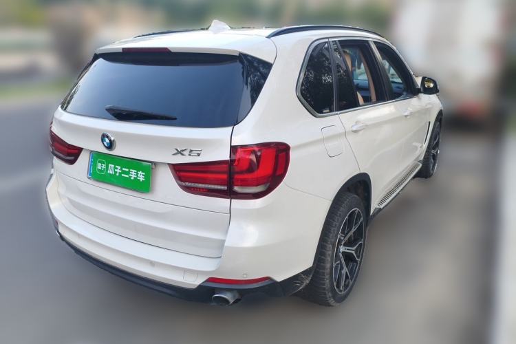 Used BMW X5  Rear Right 45 Deg