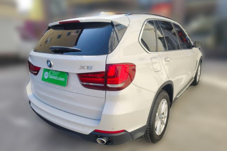 Used BMW X5 2015 xDrive28i Rear Right 45 Deg
