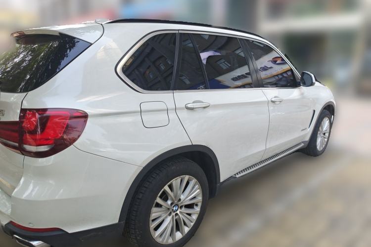Used BMW X5 2015 xDrive28i Rear Right 45 Deg