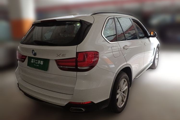 Used BMW X5 2015 xDrive28i Rear Right 45 Deg