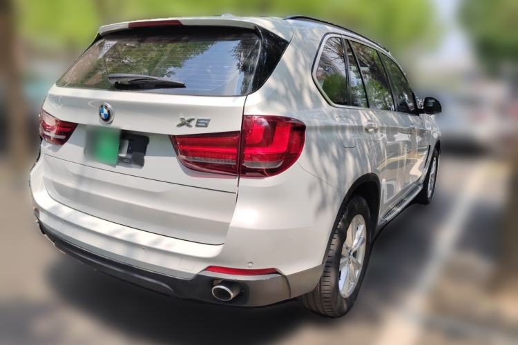 Used BMW X5  Rear Right 45 Deg