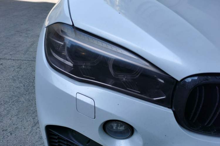 Used BMW X5 2015 xDrive28i Right Front Headlight