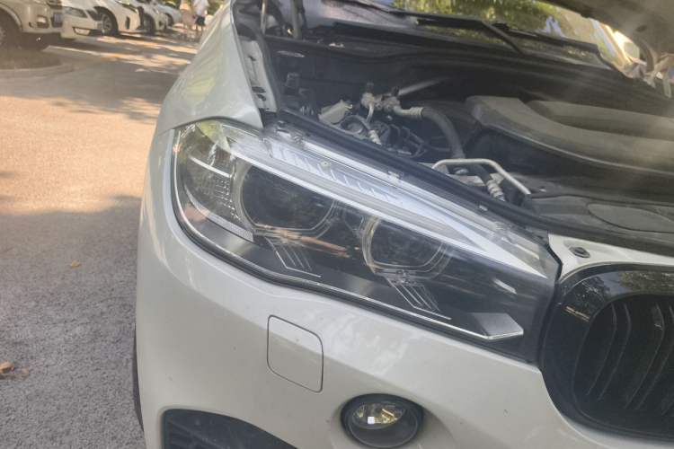 Used BMW X5 2015 xDrive28i Right Front Headlight