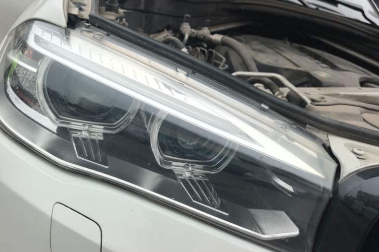 Used BMW X5 2015 xDrive35i China Limited Edition Right Front Headlight