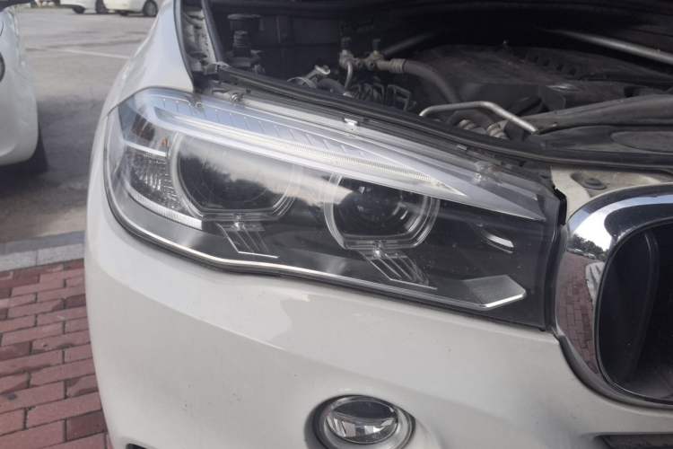 Used BMW X5  Right Front Headlight