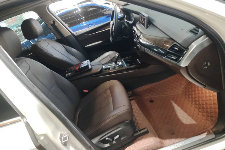 Used BMW X5 2015 xDrive28i Right Front Seat