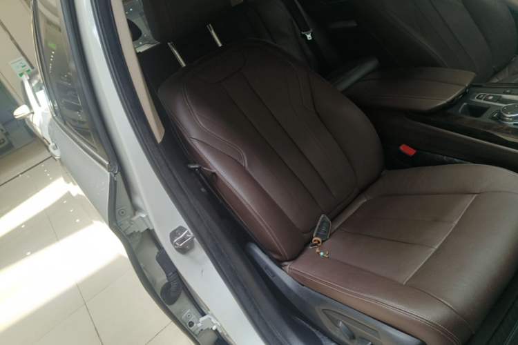 Used BMW X5 2015 xDrive28i Right Front Seat