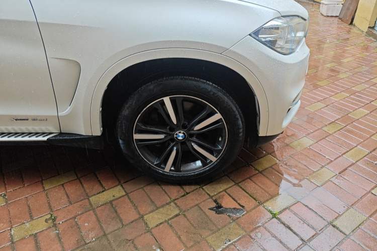 Used BMW X5 2015 xDrive35i China Limited Edition Right Front Wheel Hub