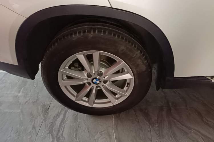 Used BMW X5 2015 xDrive28i Right Rear Wheel Hub