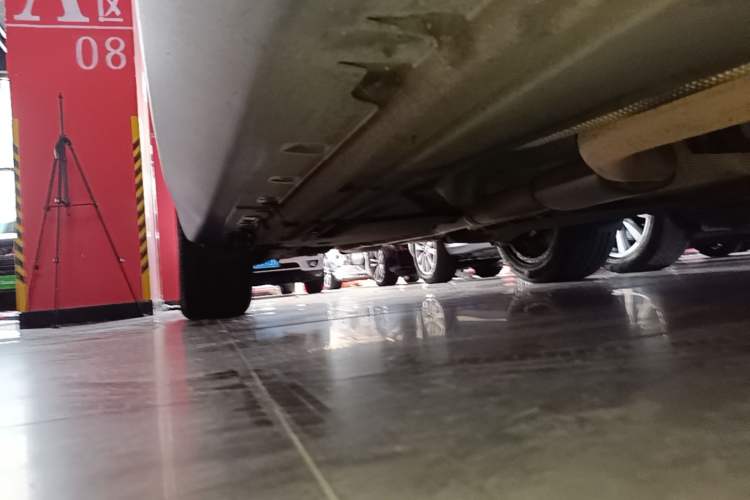 Used BMW X5 2015 xDrive28i Right Side Sill
