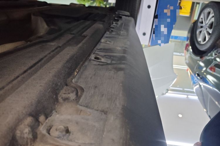 Used BMW X5 2015 xDrive28i Right Side Sill