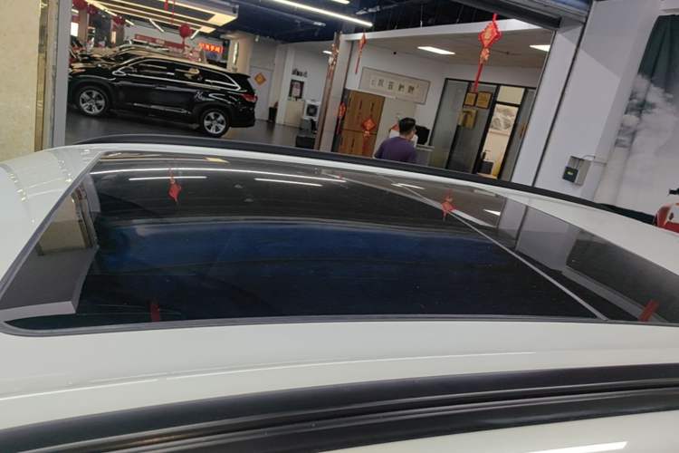 Used BMW X5 2015 xDrive28i Roof