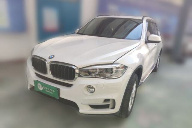 BMW X5 2015 xDrive28i مستعملة