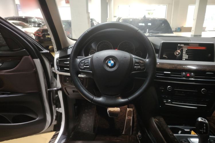 Used BMW X5 2015 xDrive28i Steering Wheel