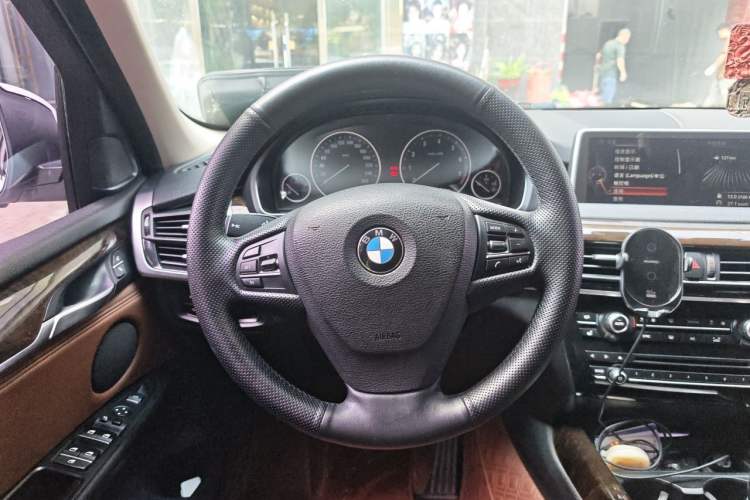 Used BMW X5 2015 xDrive28i Steering Wheel