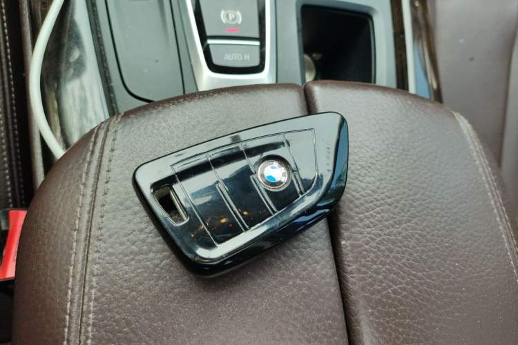 Used BMW X5 2015 xDrive28i Vehicle Key