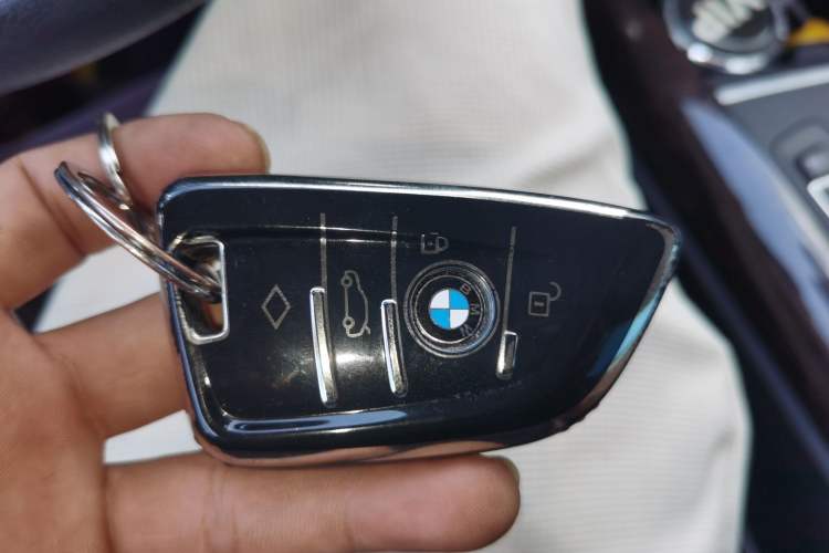 Used BMW X5 2015 xDrive28i Vehicle Key