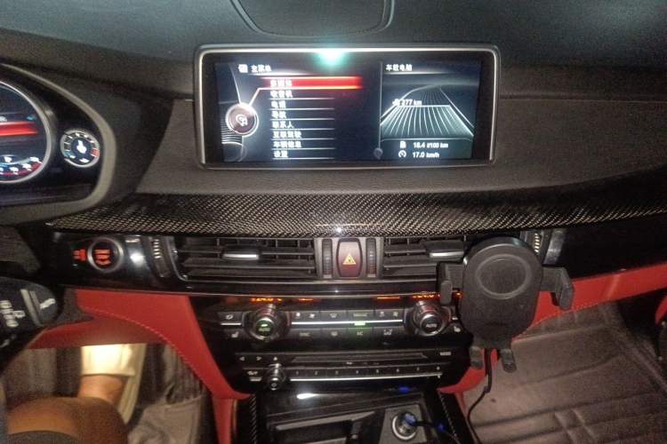 Used BMW X5  Audio And AC Panel