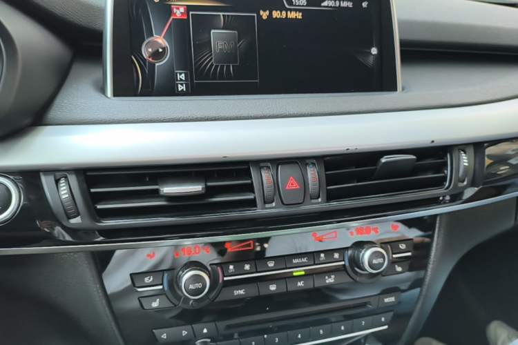 Used BMW X5 2016 xDrive35i parallel import Audio And AC Panel