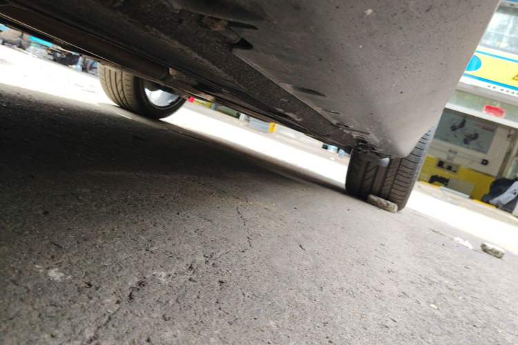 Used BMW X5  Chassis Front Left