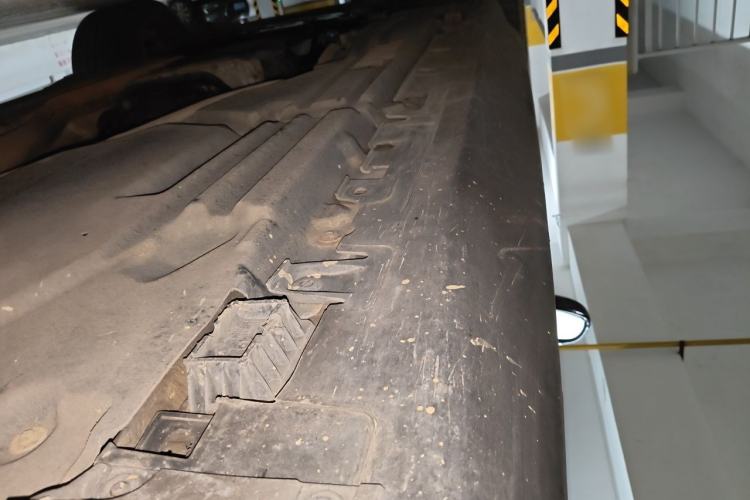 Used BMW X5  Chassis Rear Left
