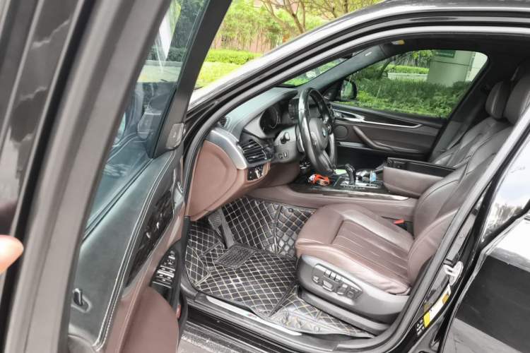 Used BMW X5  Driver Seat