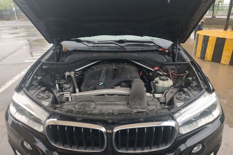 Used BMW X5 2016 xDrive35i Base Model Middle East Engine Bay