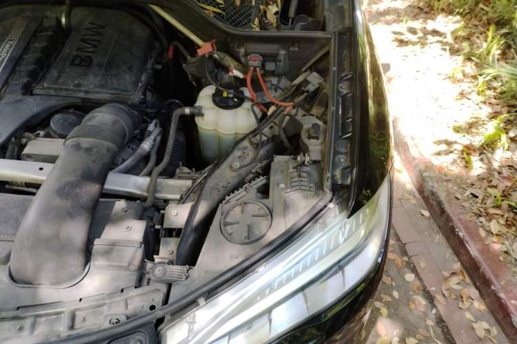 Used BMW X5 2016 xDrive35i parallel import Engine Bay Left