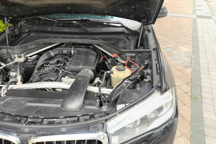 Used BMW X5  Engine Bay Left