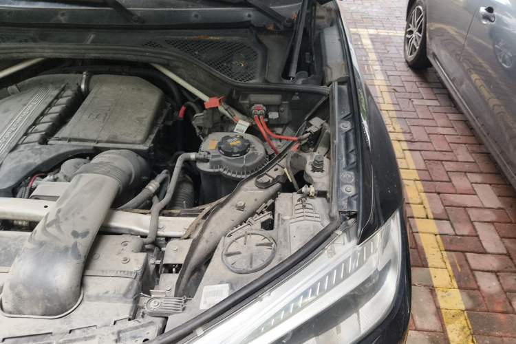 Used BMW X5 2016 xDrive35i parallel import Engine Bay Left