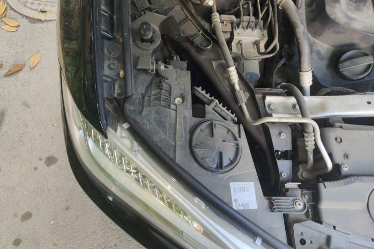 Used BMW X5  Engine Bay Right