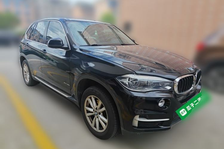 Used BMW X5  Front Right 45 Deg
