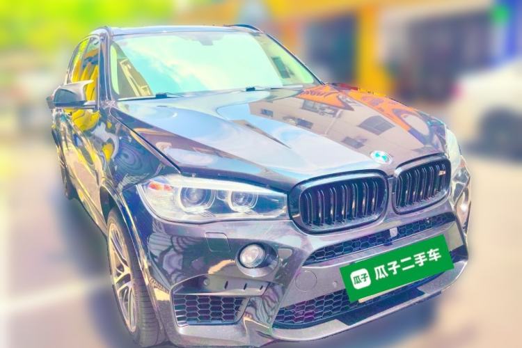 Used BMW X5  Front Right 45 Deg