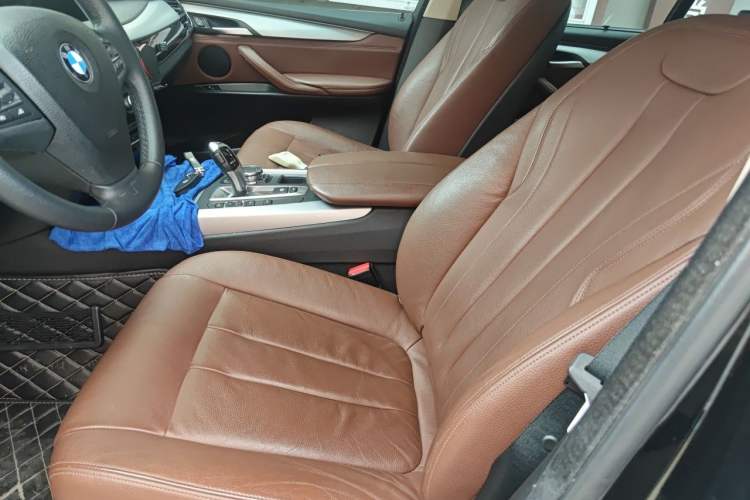 Used BMW X5  Left Front Seat