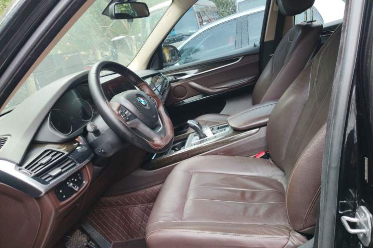 Used BMW X5  Left Front Seat